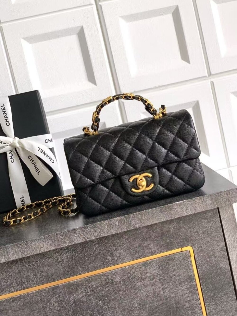 Classic CHANEL bag: A Stylish and Versatile Choice for Elegance